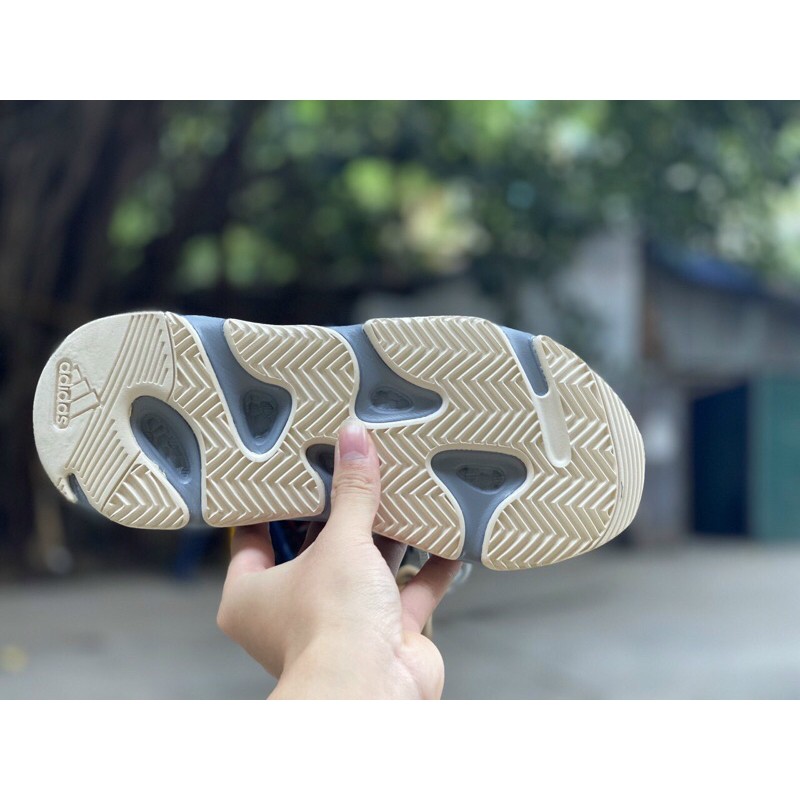 ⚡️𝐅𝐑𝐄𝐄 𝐒𝐇𝐈𝐏⚡️ Giày yz 700 internia tặng kèm box và bill