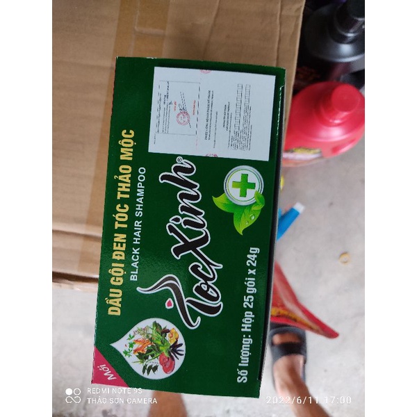 hộp 25 gói dầu gội đen tóc thảo mộc