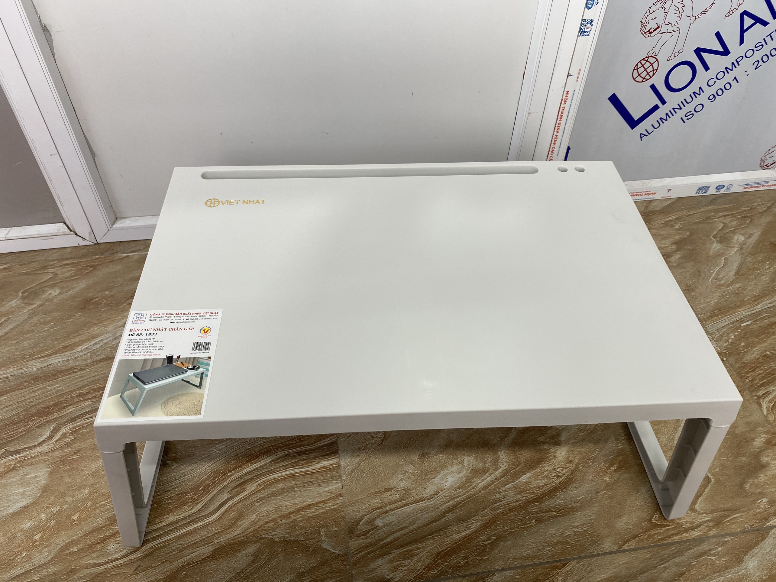 bàn gấp thông minh bằng nhựa,bàn gấp có khe cắm điện thoại có khe để ibap 1833 | BigBuy360 - bigbuy360.vn