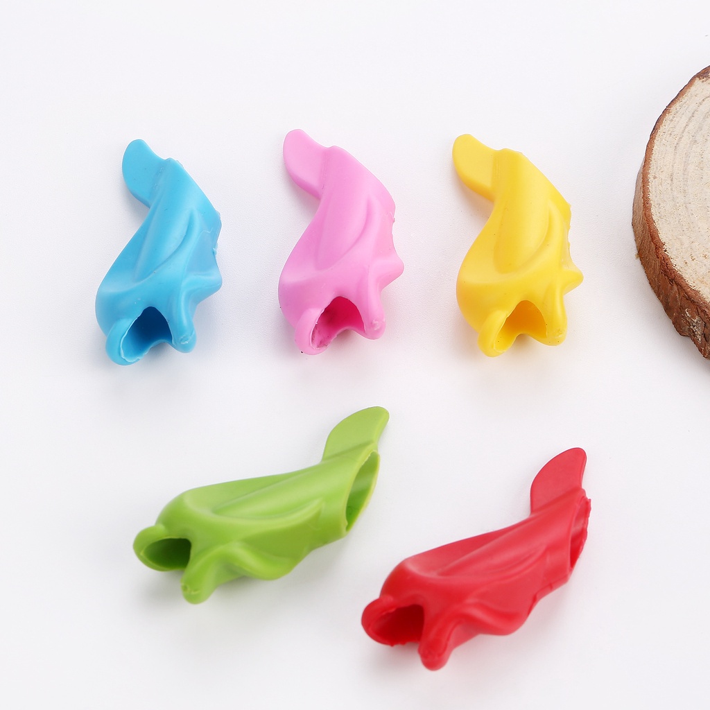 Combo 5 con cá silicone định vị cầm nắm bút cho học sinh điều chỉnh tư thế cầm bút cho bé tập viết chất liệu sillicon