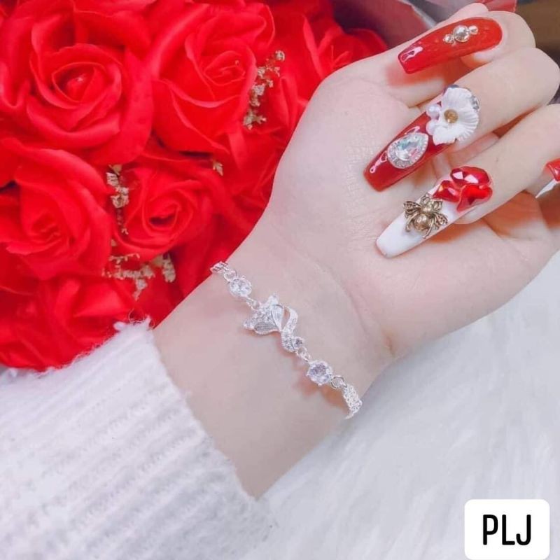 Lắc tay hồ ly bạc ta