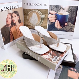 Guốc kẹp quai cắt đính đá gót nhọn 6p