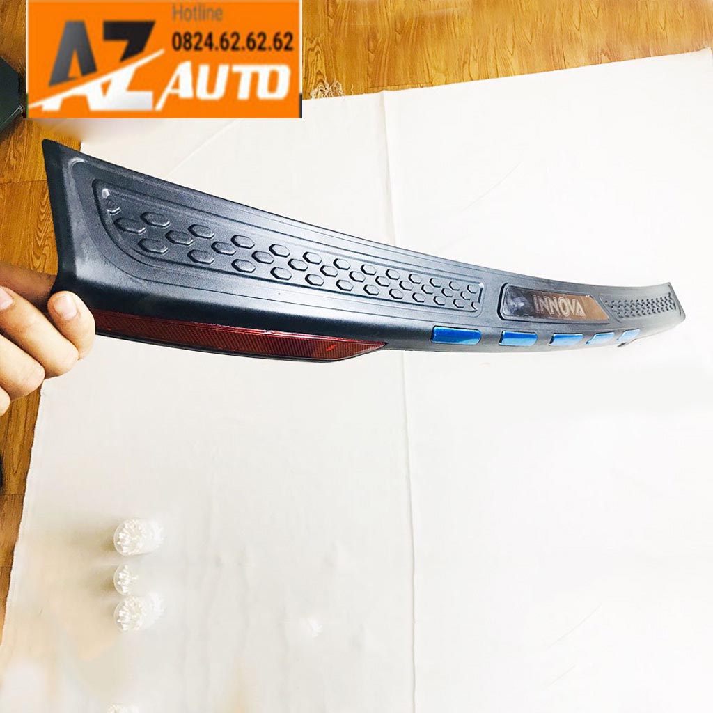 Chống Trầy Cốp Innova 2008 đến 2021 mẫu Nhựa 3D Cao Cấp