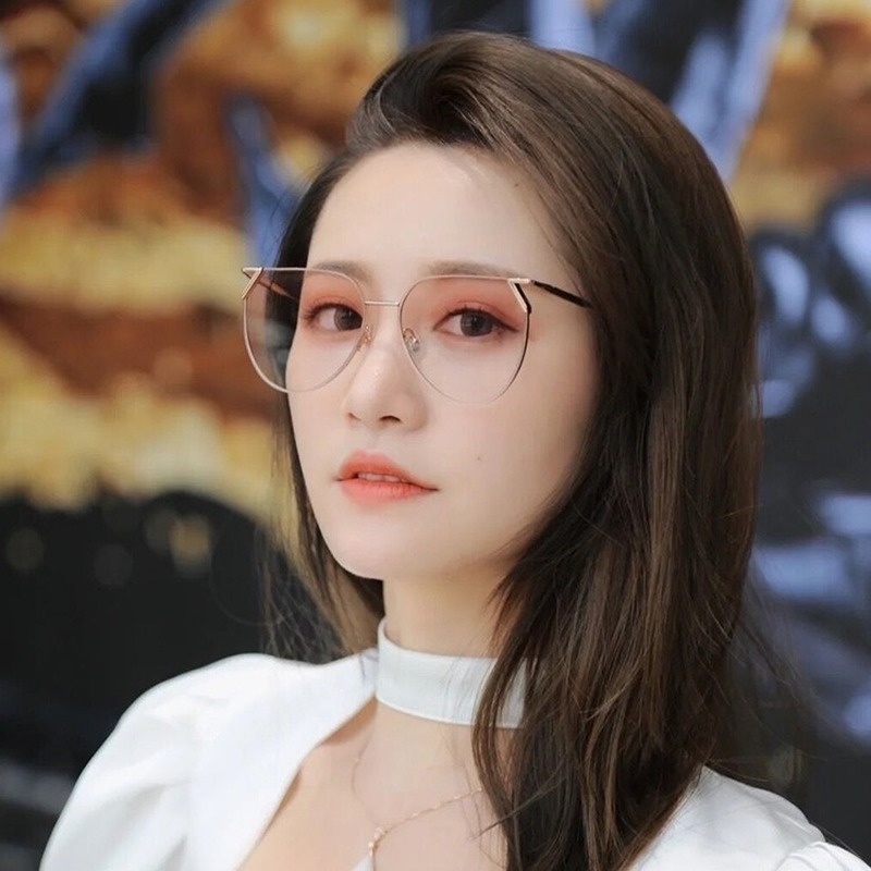 (KIQI-FASHION) COD Kính Râm Chống Tia Uv400 Siêu Nhẹ Chống Tia UV Thiết Kế Không Đồng Đều Thời Trang Mới Chất Lượng Cao Cho Nữ