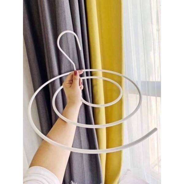 Móc phơi chăn màn xoắn ốc tiện dụng - Móc phơi mền hình tròn gấp gọn tiết kiệm diện tích