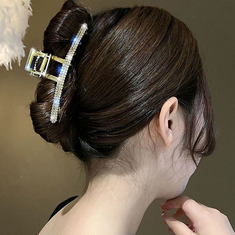 Kẹp TóC HìNh Hoa HồNg / Cá MậP ĐíNh Kim Cương Giả ThờI