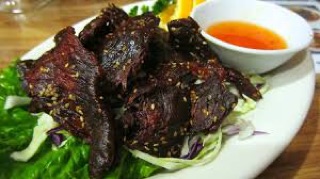 Thịt bò khô Lào (bò Giàng Lào) túi 0.5kg