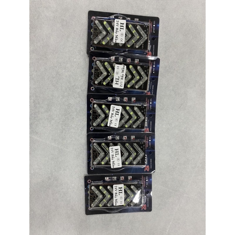 Led trang trí mũi tên 7 mầu