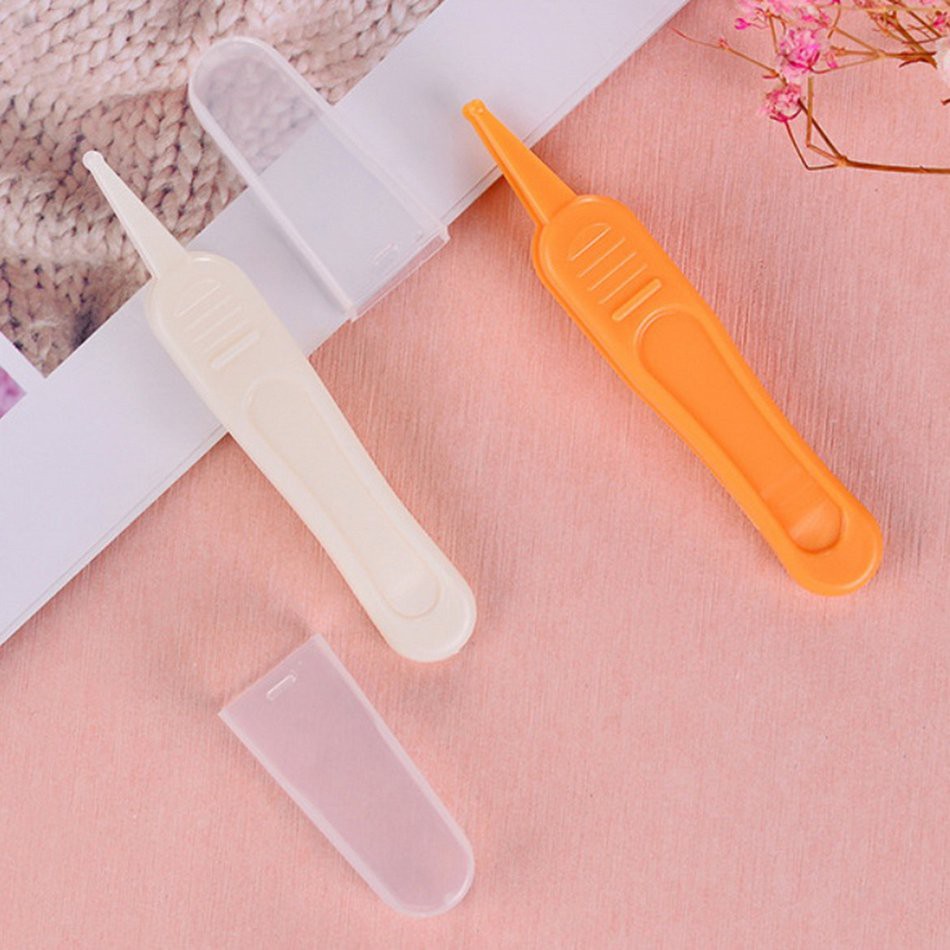 Nhíp vệ sinh tai/mũi an toàn dành cho bé