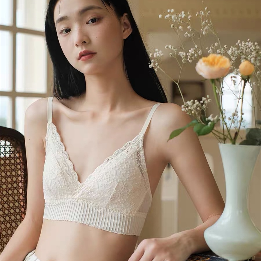 Áo Lót Ren Mỏng Mềm Mại Không Gọng Nâng Ngực Quyến Rũ Cho Nữ