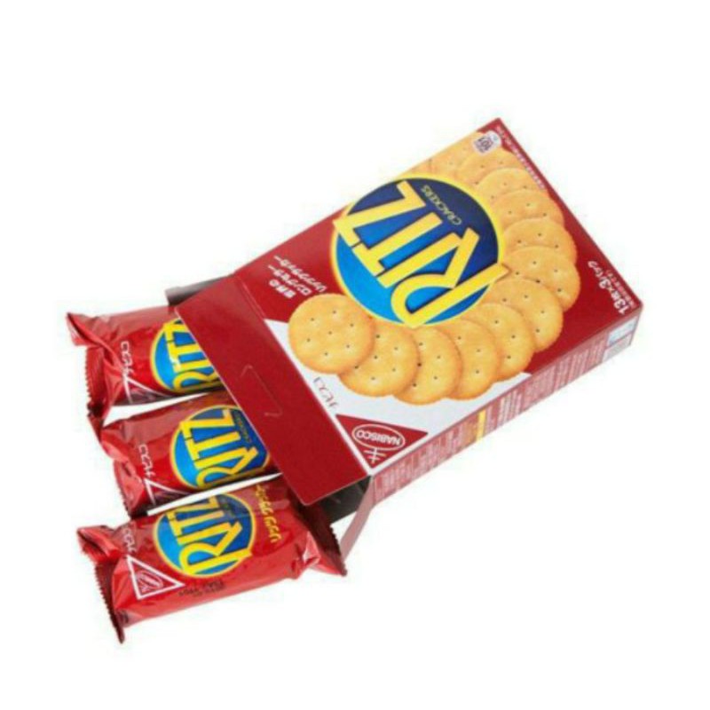 Hộp bánh quy mặn phô mai Ritz 247g. Hàng nội địa ưa chuộng số 1 Nhật Bản