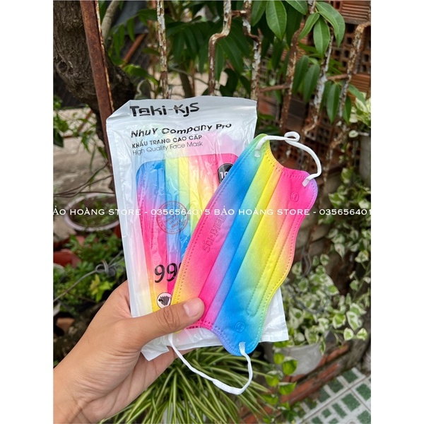 Khẩu Trang Cua Taki Loang Màu Omber - Khau Trang Cua