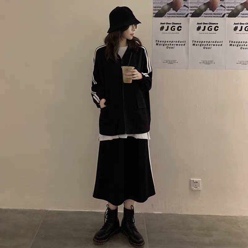 SET ÁO KHOÁC NỈ CHÂN VÁY SUÔNG DÀI KẺ SỌC VIỀN ULZZANG