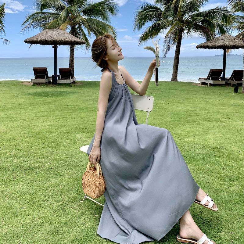 Đầm hai dây đi biển thiết kế thoải mái gợi cảm cho nữ