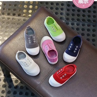 Giầy slipon không dây
