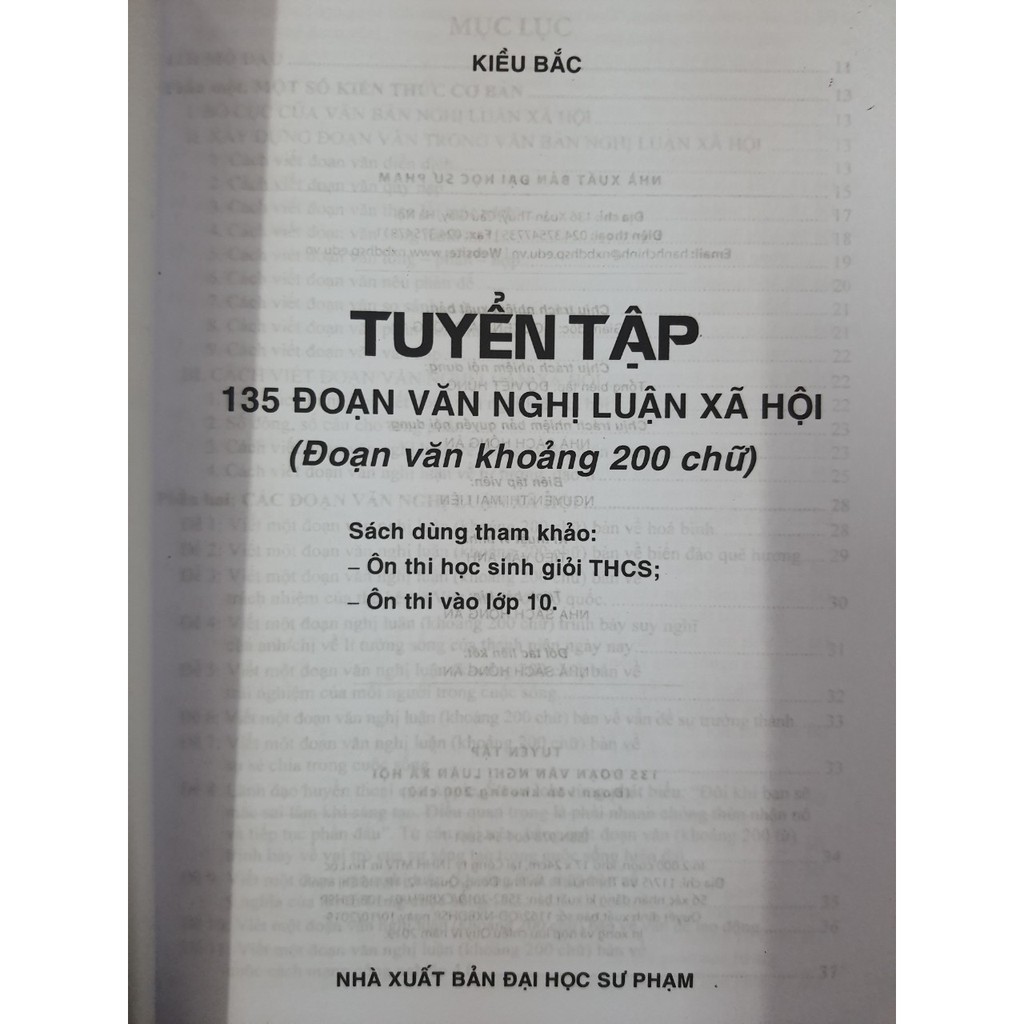 Sách - Tuyển tập 135 đoạn văn nghị luận xã hội