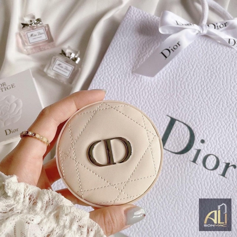 PHẤN PHỦ DIOR CUSHION LIGHT