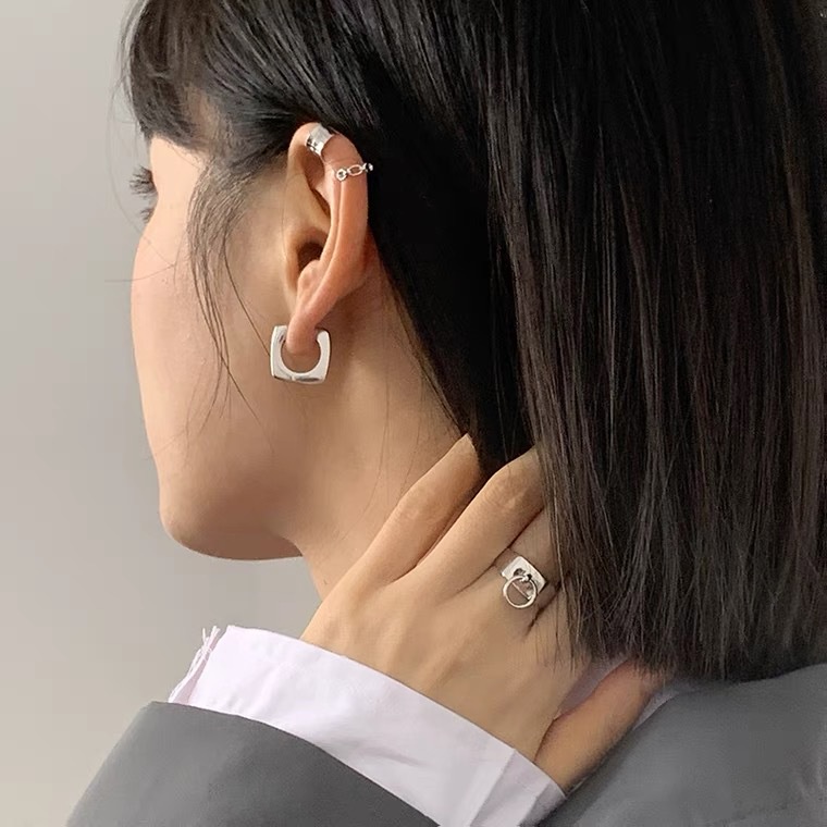 Bông tai bạc 925 đơn giản và phong cách hoài cổ