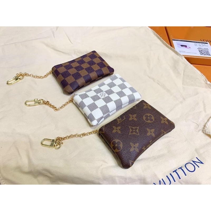 Set Lv kèm ví có dây đeo