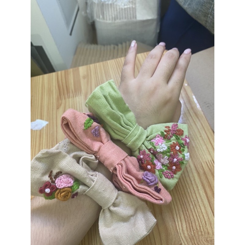 scrunchie handmade buột tóc dễ thương