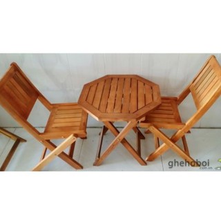 Bàn gỗ xếp.