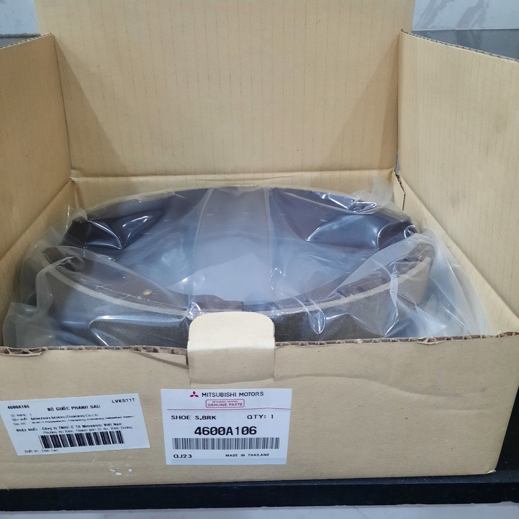 Bố thắng  sau Mitsubishi chính hãng dùng cho xe: Triton, Pajero Sport máy dầu