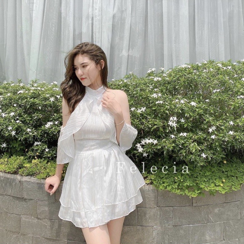 váy trắng khoét vai tầng(sẵn tại shop )