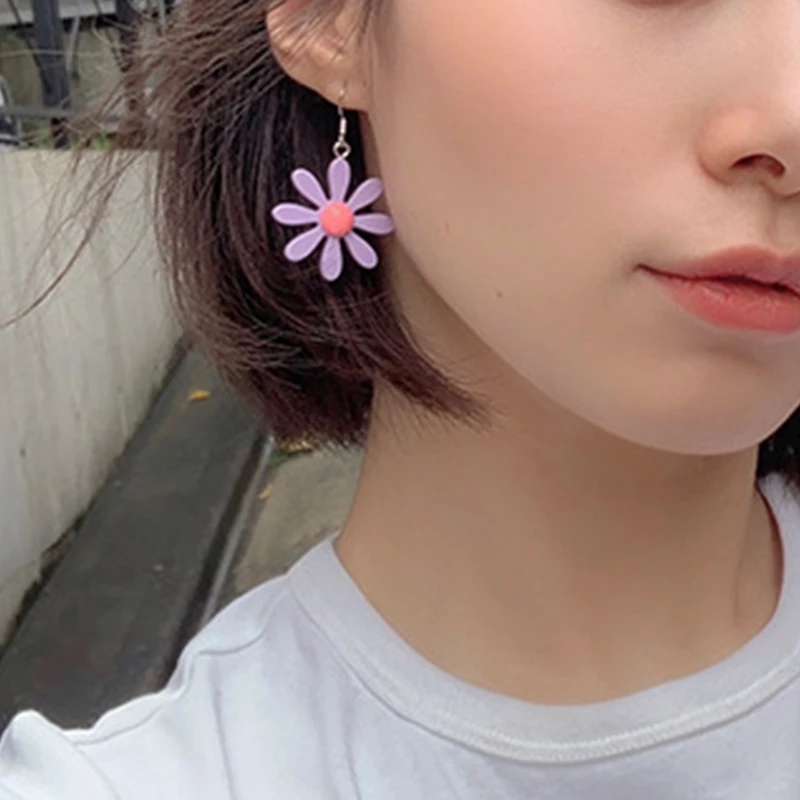 Set 2 Khuyên Tai Hình Hoa Xinh Xắn Dành Cho Nữ
