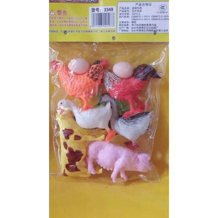 Mô hình con vật hoang dã