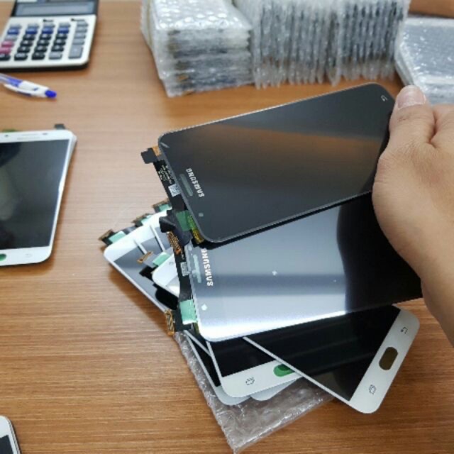 Màn hình Sam Sung j7prime như zin mới.