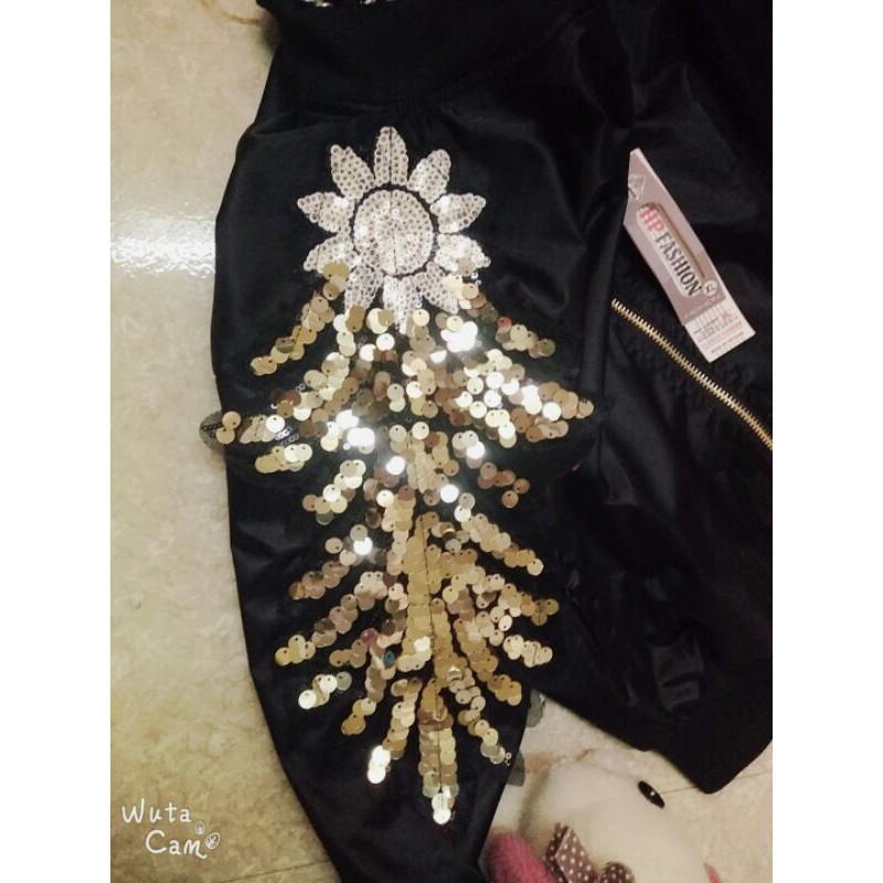 áo khoác dù họa tiết kim sa. | BigBuy360 - bigbuy360.vn