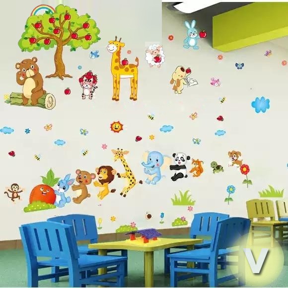 Decal dán tường Thú nhổ cà rốt và vườn cherry
