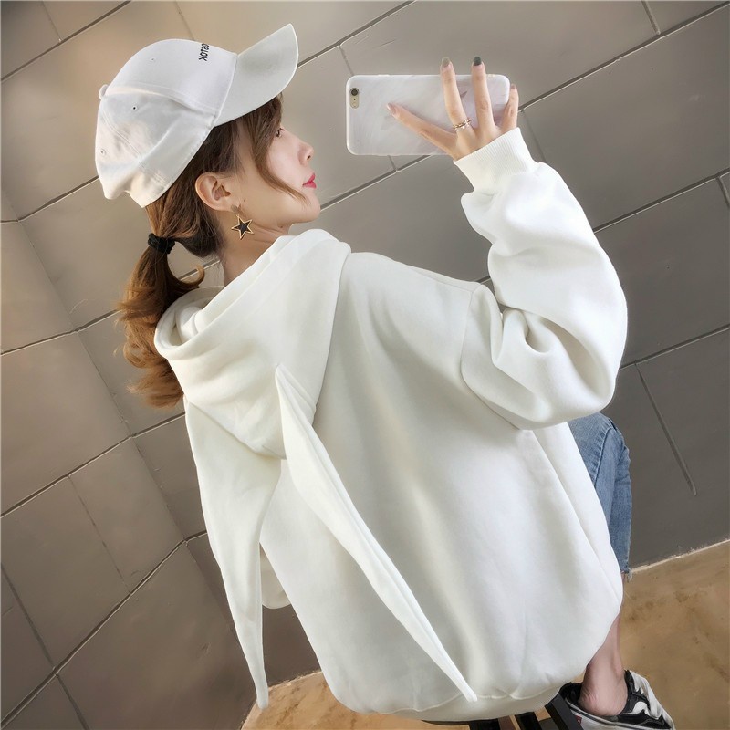 Áo khoác nỉ in hình tai thỏ | BigBuy360 - bigbuy360.vn