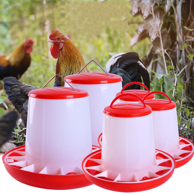 Dụng Cụ Cho Gà Ăn Bằng Nhựa Có Tay Cầm Tiện Lợi
