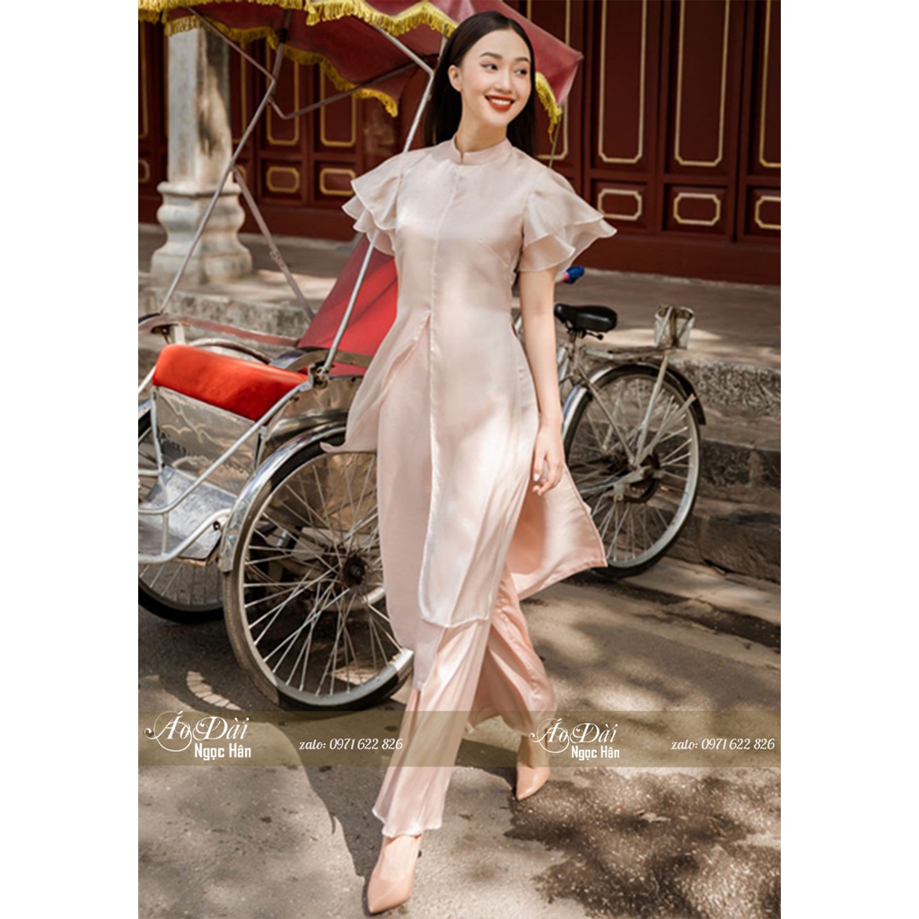 Áo Dài Cách Tân Nữ Vai Bồng Tà Xẻ Cao Cấp A43