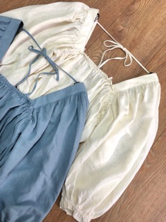 Áo croptop linen F21