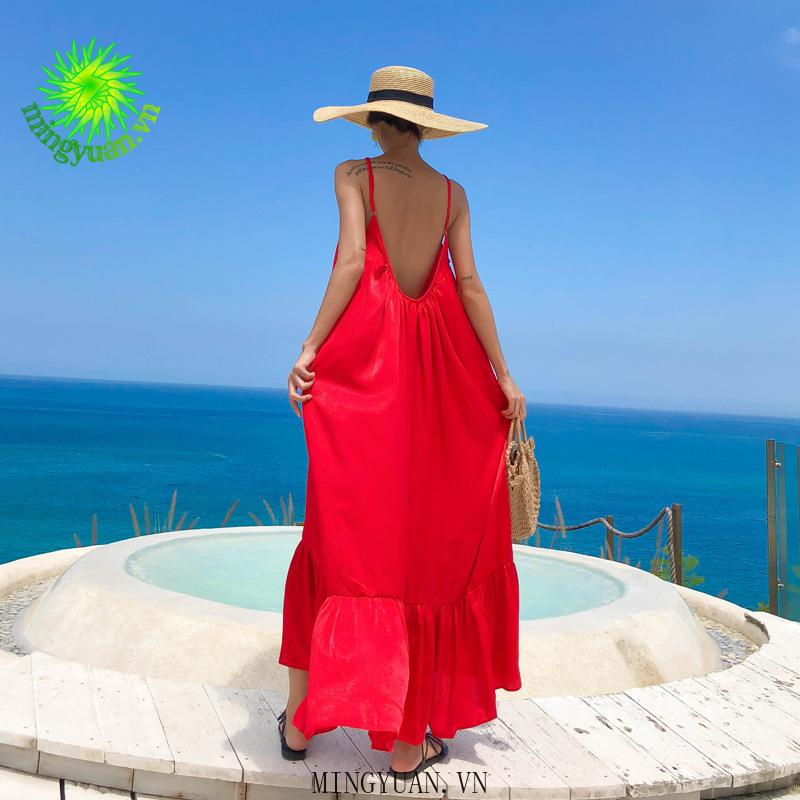 ( Mingyuan ) New beach dress red backless dress long skirt