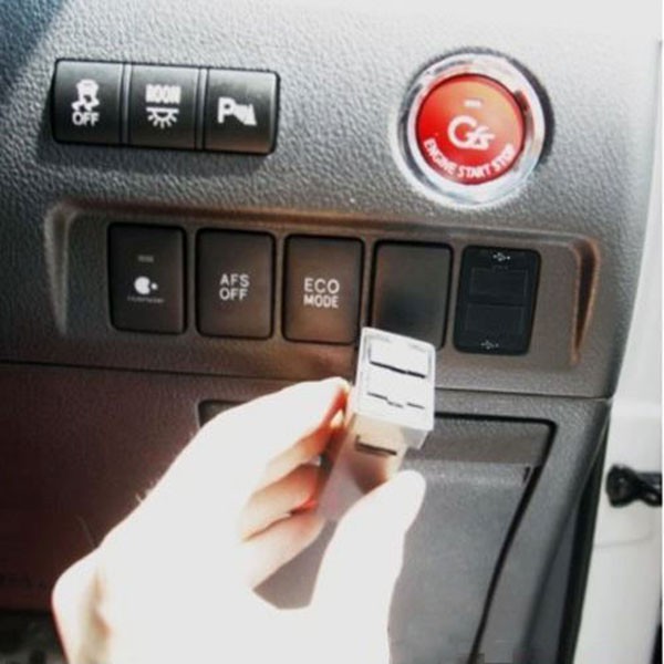 Cổng chờ sạc Pin Toyota 2.1A - 1.2A gắn Zin cho xe