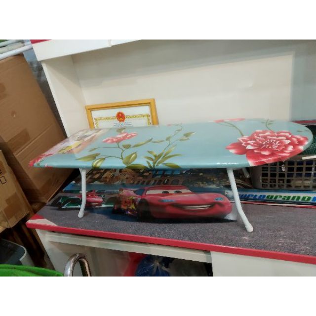 KỆ BÀN ỦI KIỂU NGỒI KÍCH THƯƠC 30X80CM