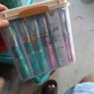 Xô 60 chiếc bàn chải Hàn Quốc