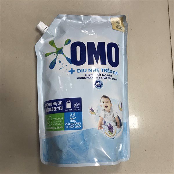 (FREESHIP50K)Nước Giặt OMO MATIC Dịu Nhẹ Cho Da Nhạy Cảm 2kg