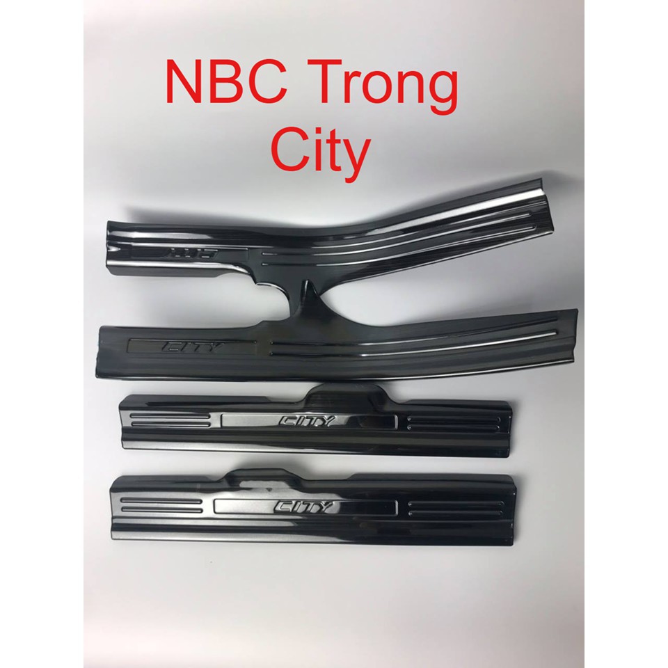 Ốp bậc Cửa Xe Honda City 2015 đến 2020 mẫu titan phay xước