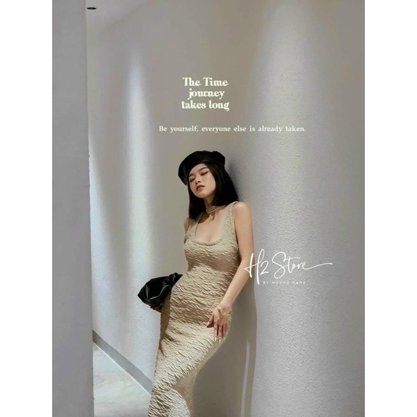 ĐẦM MIDI SÁT NÁCH CUT OUT LƯNG 2M