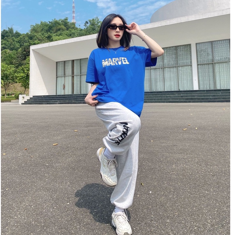 Áo Thun BOO Nam Nữ Dáng Cơ Bản 100% Cotton Cao Cấp In Logo Marvel Trước Ngực Kèm Hoạ Tiết Nổi Bật