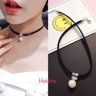 Choker đen mặt hạt ngọc