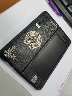 Ốp Chrome Hearts Fold4/3/2/1