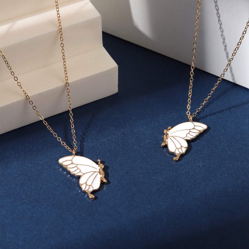 1 Cặp Vòng cổ Tình Bạn Mặt Bươm Bướm