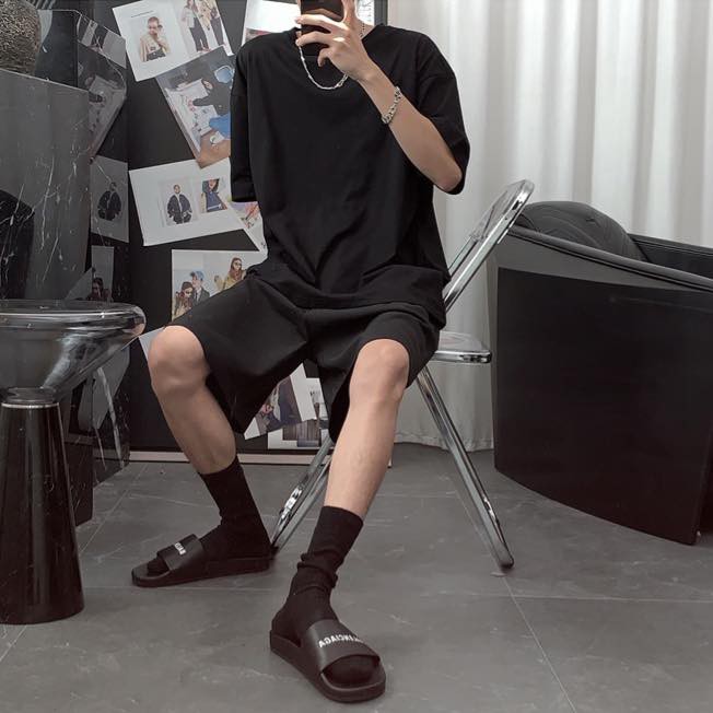 Áo Thun Trơn BASSIC Fom Lỡ Nam Nữ Cotton Co Dãn Thoải Mái Thấm Hút Năng Động Style Hàn Quốc