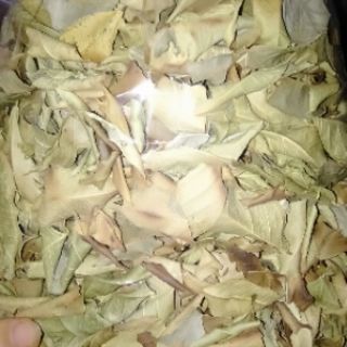 Lá trà rừng Lai Châu (lá chè thơm xao khô)