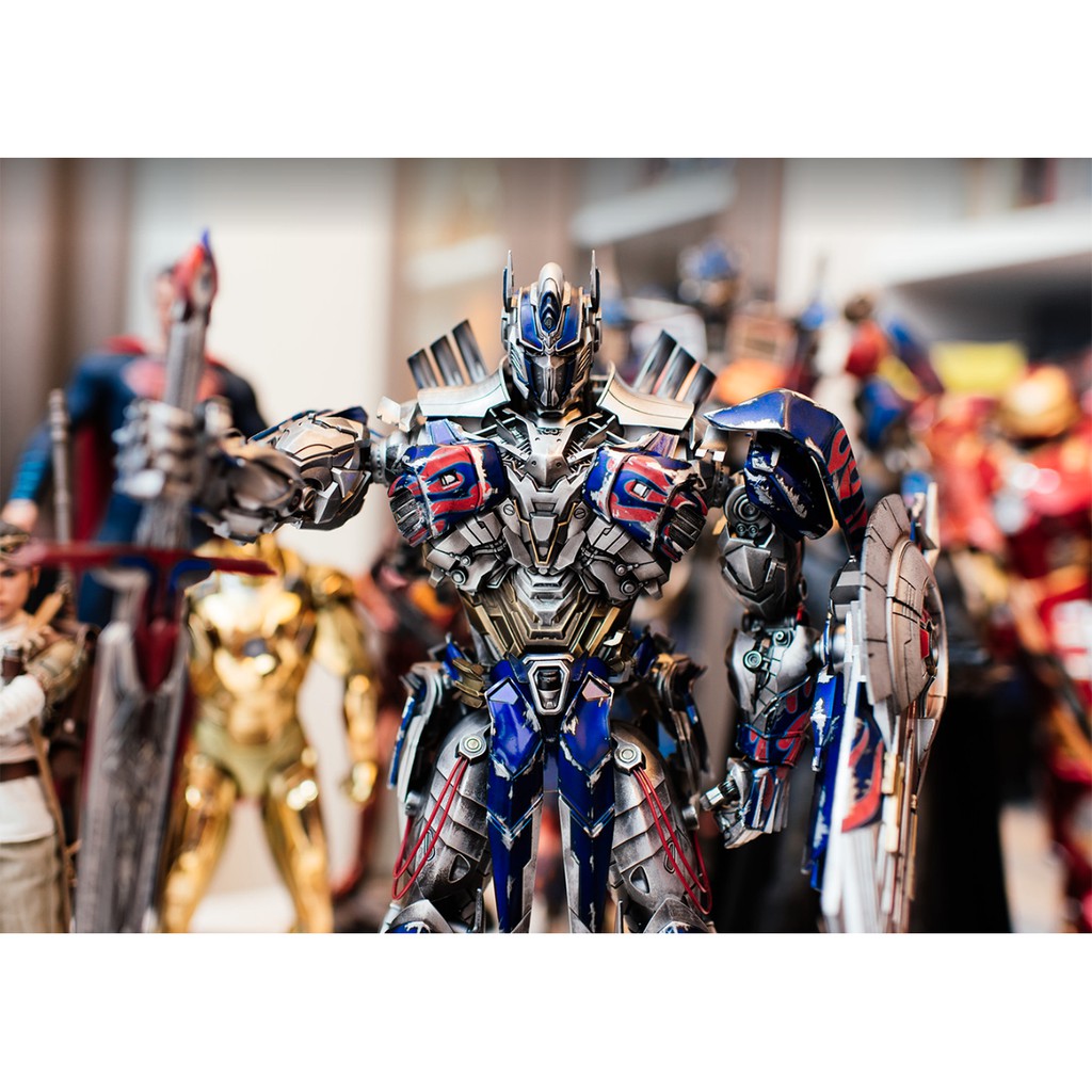 Mô Hình Robot TF Optimus Prime 1/22 Comicave Studio (75% kim loại)